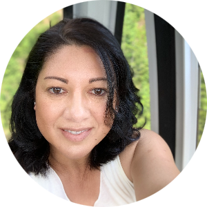 Karina Botello available notary in Tacoma, WA - 98409