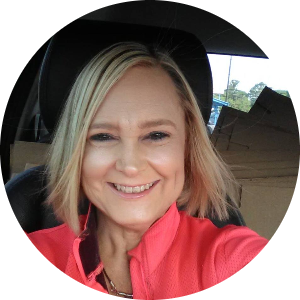 Amanda Sample available notary in El Campo, TX - 77437