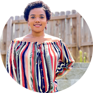 Alexandra Moore available notary in Clarksville, TN - 37042