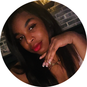 Sierra Sanders available notary in San Antonio , TX - 78261