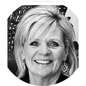 Lisa Vesciano available notary in Coeur d Alene, ID - 83815