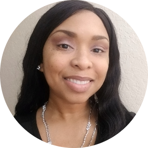 Yashakii Hall available notary in Riverview, FL - 33578