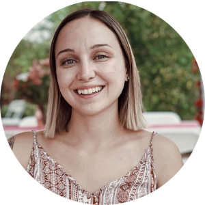 Maraya Ricamona available notary in Henderson, NV - 89052