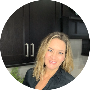 Jennifer Kraschinsky available notary in Tampa, FL - 33647
