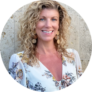 Cynthia Forsythe available notary in Lithia, FL - 33547