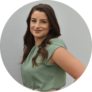 Rachel Eichhorn available notary in Riverbank, CA - 95367
