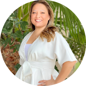 Ana-Lopez-Notary-Public-In-Phoenix-AZ-ZigSig
