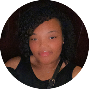 Daja Hicks available notary in O'Fallon, MO - 63366