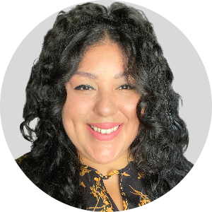 Mercedes Barragan available notary in Corona, CA - 92882