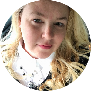 Julie Moore available notary in San Marcos, CA - 92069