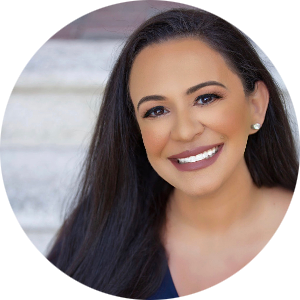 Dahlia Berdugo available notary in Fort Lauderdale, FL - 33308
