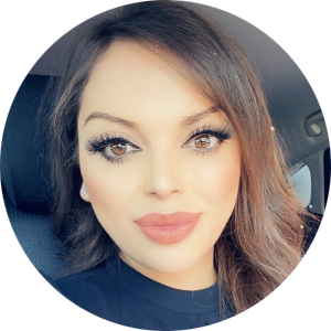 Daniela Barajas available notary in Beaumont, CA - 92223