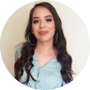Ashley  Hernandez  available notary in Gonzales , CA - 93926