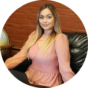 Adriana Torres available notary in West Covina, CA - 91790