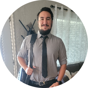 Ivan Romero available notary in corona, CA - 92882