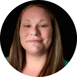 Stephanie  Holmes available notary in Spring Hill , FL - 34608