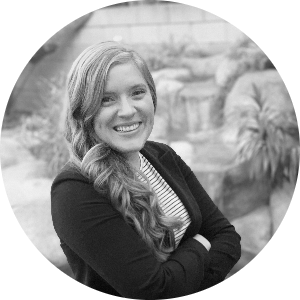 Krystin Reyes available notary in Orange, CA - 92865