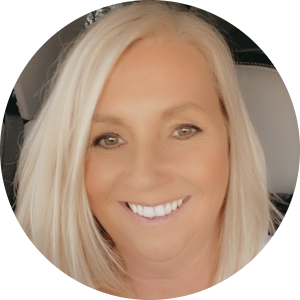 Heidi Holder available notary in Mesa, AZ - 85209