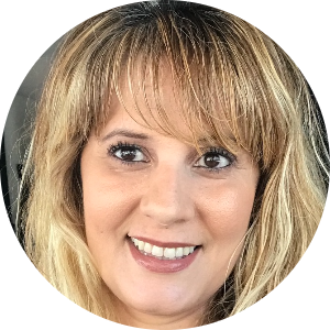 Minerva  Padilla Reyes available notary in Perris, CA - 92570