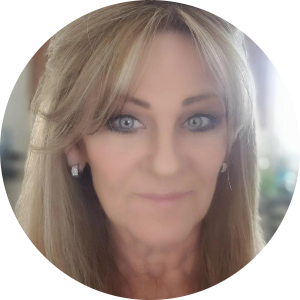Kathy Cantrell available notary in Menifee, CA - 92584