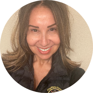 Angelina King available notary in Burbank , CA - 91504