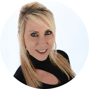 Eileen Mason available notary in Lithia, FL - 33547
