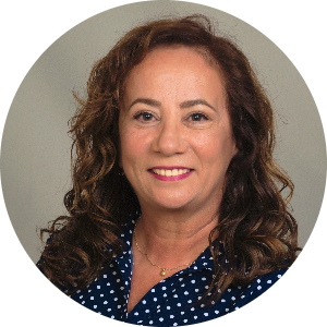 Marta L Thompson available notary in WINDERMERE, FL - 34786