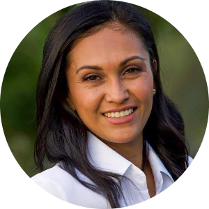 Yarmeli Uribe available notary in Mesa, AZ - 85212