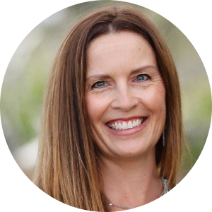 Lori Marie Davis available notary in San Diego, CA - 92119
