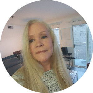 Cindy Burks available notary in Los Angeles, CA - 90046