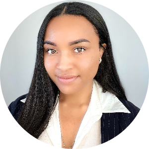 Syderah Williams available notary in San Diego, CA - 92173