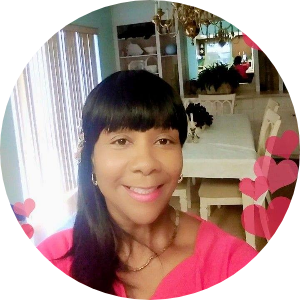 Gereen Taylor available notary in Dundee, FL - 33897
