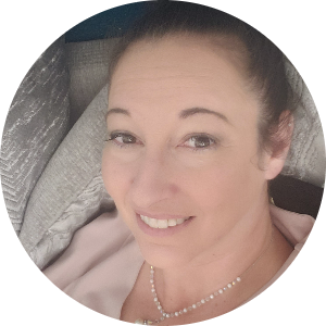 Rachel Zuccaro available notary in Haltom city, TX - 76117