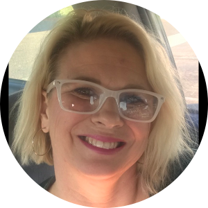 Susan Long available notary in Escondido, CA - 92026