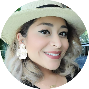 Amanda  Cantu  available notary in La Marque, TX - 77568