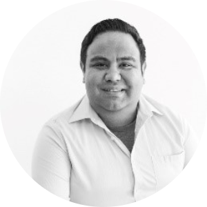 YEISON PINEDA available notary in lynwood, CA - 90262