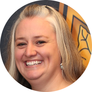 Esther McCauley available notary in Albuquerque, NM - 87109