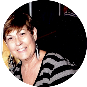 patricia bartolucci available notary in deland, FL - 32720