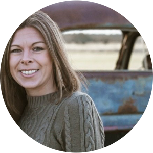trista deane available notary in bend, OR - 97702