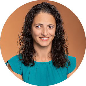 Alicja Grace available notary in San Diego, CA - 92104