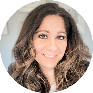 Maria Fernandez available notary in Hesperia, CA - 92345