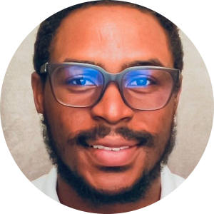 Jacobie Wright available notary in St Petersburg, FL - 33712