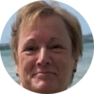 Louise Harkness  available notary in North Miami Beach , FL - 33160