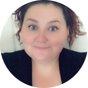 Tracy Bailey available notary in Mills, WY - 82644