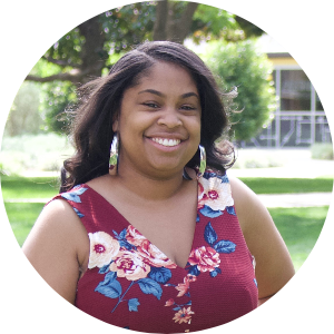 Johnniqua Clark available notary in Fresno, CA - 93722