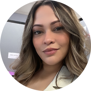 Brenda Molina available notary in KISSIMMEE, FL - 34743