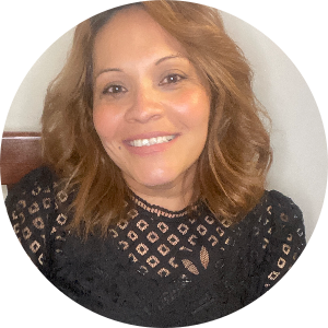 Yeni Umana available notary in Downey, CA - 90240