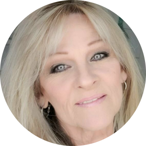 Kathy Cantrell available notary in Menifee, CA - 92584