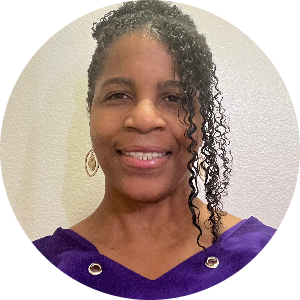 Tracy Spikes available notary in San Jacinto, CA - 92582