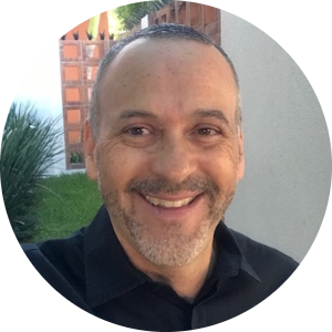 Luis Villanueva available notary in Katy, TX - 77494